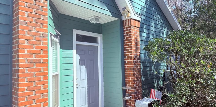 Condo à Gainesville, Floride, 2 chambres  № 2108767