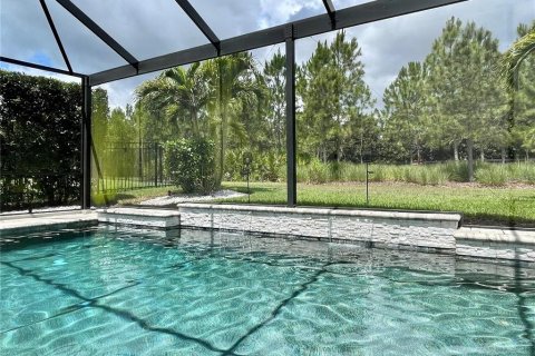 House in Winter Garden, Florida 4 bedrooms, 248.98 sq.m. № 1900777 - photo 15
