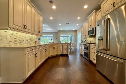 House in Winter Garden, Florida 4 bedrooms, 248.98 sq.m. № 1900777 - photo 7
