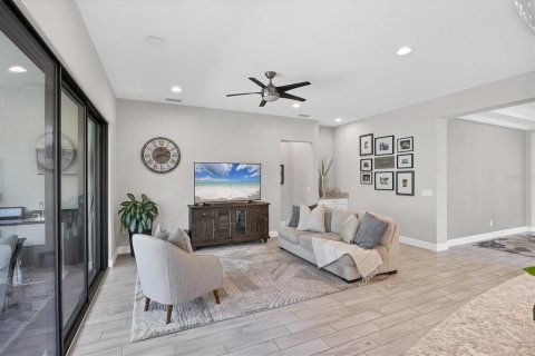 Casa en venta en Bradenton, Florida, 4 dormitorios, 254.74 m2 № 1616137 - foto 12