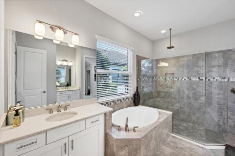 Casa en venta en Bradenton, Florida, 4 dormitorios, 254.74 m2 № 1616137 - foto 23