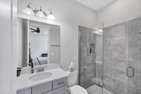 Casa en venta en Bradenton, Florida, 4 dormitorios, 254.74 m2 № 1616137 - foto 28