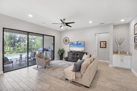 Casa en venta en Bradenton, Florida, 4 dormitorios, 254.74 m2 № 1616137 - foto 14