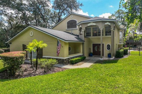House in Longwood, Florida 4 bedrooms, 338.91 sq.m. № 2373810