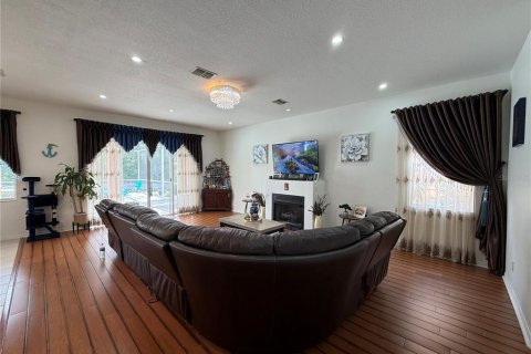 Villa ou maison à vendre à Tampa, Floride: 5 chambres, 334.45 m2 № 2202759 - photo 26