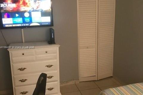 Condo in Miami, Florida, 3 bedrooms  № 1931119 - photo 8