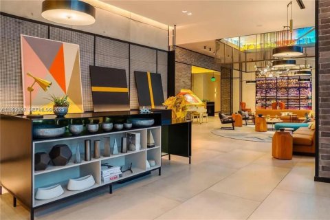 Condominio en venta en Miami, Florida, 1 dormitorio, 62.52 m2 № 2076892 - foto 25