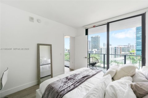 Condominio en venta en Miami, Florida, 1 dormitorio, 62.52 m2 № 2076892 - foto 7