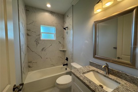 Casa en alquiler en Rotonda, Florida, 4 dormitorios, 185.34 m2 № 1670105 - foto 22