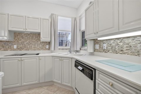 Casa en venta en Palm Coast, Florida, 2 dormitorios, 177.91 m2 № 1906972 - foto 16