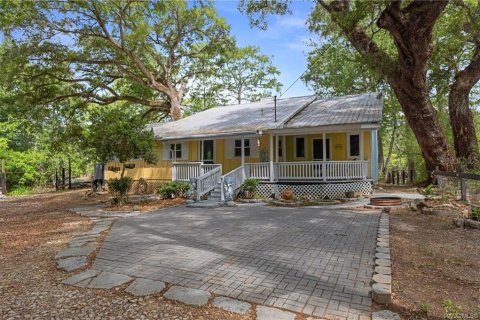 House in Dunnellon, Florida 3 bedrooms, 183.95 sq.m. № 2112836 - photo 6