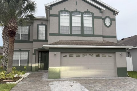 House in Orlando, Florida 4 bedrooms, 285.12 sq.m. № 1904484 - photo 1