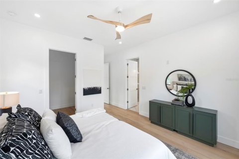 Villa ou maison à louer à Gulfport, Floride: 4 chambres, 259.29 m2 № 2309005 - photo 24