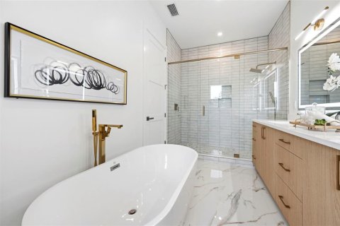 Villa ou maison à louer à Gulfport, Floride: 4 chambres, 259.29 m2 № 2309005 - photo 27