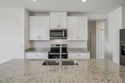 Villa ou maison à vendre à Nokomis, Floride: 3 chambres, 117.89 m2 № 2402844 - photo 5