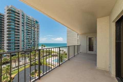 Condo in Clearwater, Florida, 2 bedrooms  № 2195859 - photo 10