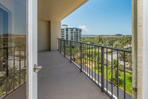 Condo in Clearwater, Florida, 2 bedrooms  № 2195859 - photo 9