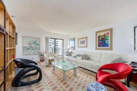 Condo in Clearwater, Florida, 2 bedrooms  № 2195859 - photo 6