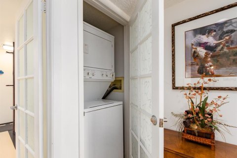 Condo in Clearwater, Florida, 2 bedrooms  № 2195859 - photo 28