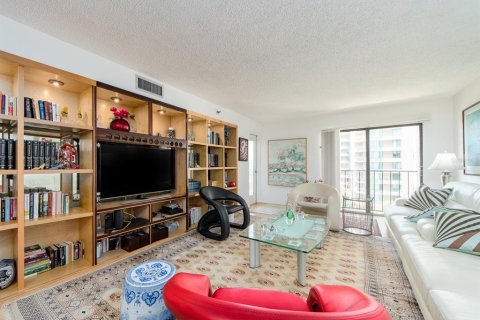 Condo in Clearwater, Florida, 2 bedrooms  № 2195859 - photo 7