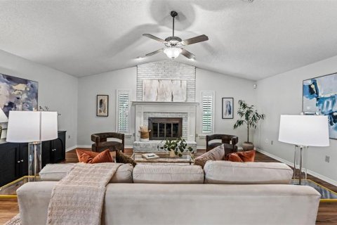 House in Lakeland, Florida 4 bedrooms, 217.86 sq.m. № 2266979 - photo 14