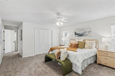 House in Lakeland, Florida 4 bedrooms, 217.86 sq.m. № 2266979 - photo 21