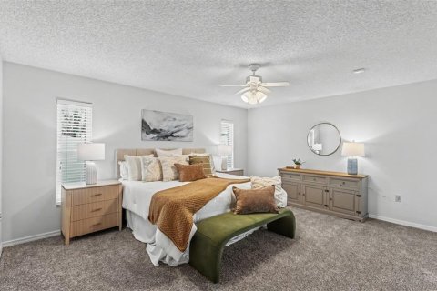 House in Lakeland, Florida 4 bedrooms, 217.86 sq.m. № 2266979 - photo 20