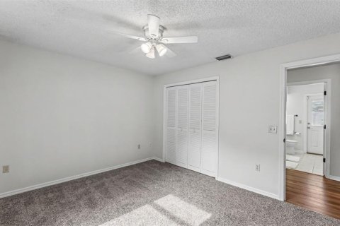 House in Lakeland, Florida 4 bedrooms, 217.86 sq.m. № 2266979 - photo 27