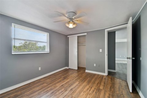 Villa ou maison à louer à Port Richey, Floride: 2 chambres, 97.18 m2 № 2098907 - photo 7