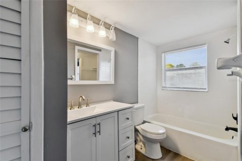 Villa ou maison à louer à Port Richey, Floride: 2 chambres, 97.18 m2 № 2098907 - photo 16