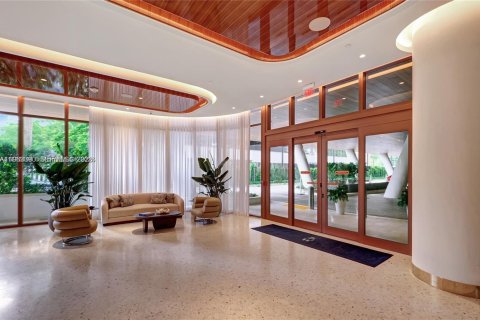 Condominio en venta en Miami, Florida, 2 dormitorios, 82.31 m2 № 2026859 - foto 17