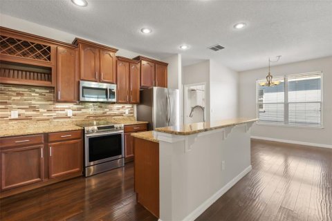 House in MAGNOLIA PARK in Sanford, Florida 4 bedrooms, 320.05 sq.m. № 2198276 - photo 19