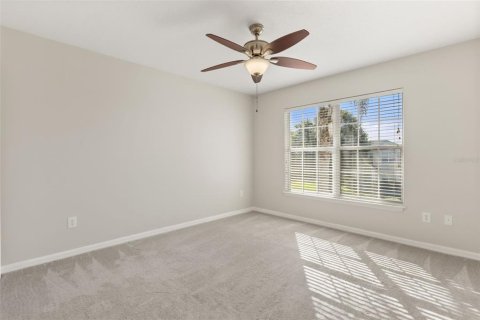 House in MAGNOLIA PARK in Sanford, Florida 4 bedrooms, 320.05 sq.m. № 2198276 - photo 28