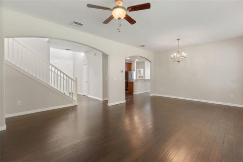 House in MAGNOLIA PARK in Sanford, Florida 4 bedrooms, 320.05 sq.m. № 2198276 - photo 8