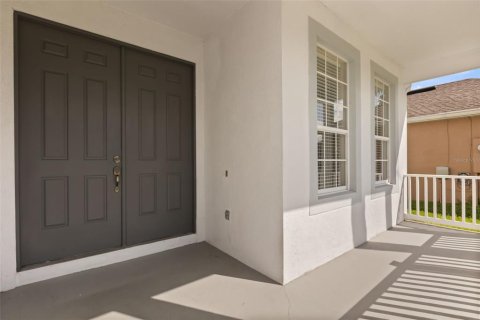 House in MAGNOLIA PARK in Sanford, Florida 4 bedrooms, 320.05 sq.m. № 2198276 - photo 6