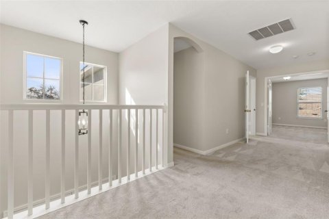 House in MAGNOLIA PARK in Sanford, Florida 4 bedrooms, 320.05 sq.m. № 2198276 - photo 24