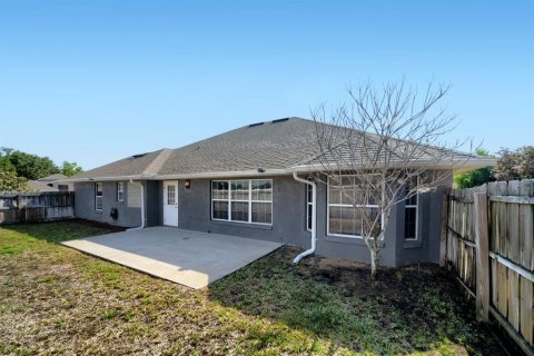 House in Tavares, Florida 3 bedrooms, 231.79 sq.m. № 2199329 - photo 28