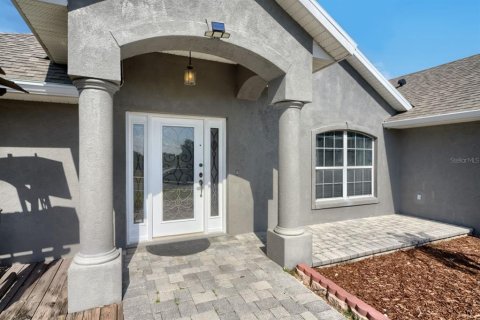 House in Tavares, Florida 3 bedrooms, 231.79 sq.m. № 2199329 - photo 3