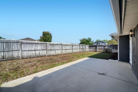 House in Tavares, Florida 3 bedrooms, 231.79 sq.m. № 2199329 - photo 27