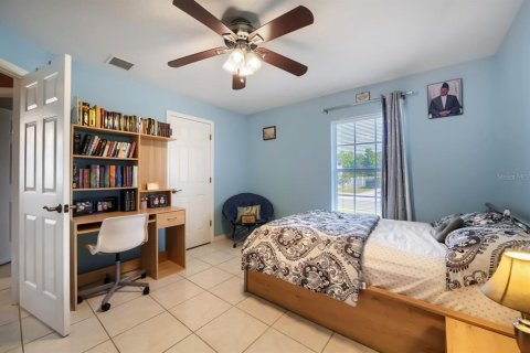 House in Tavares, Florida 3 bedrooms, 231.79 sq.m. № 2199329 - photo 15