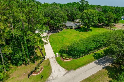 House in Micanopy, Florida 3 bedrooms, 231.42 sq.m. № 1781332 - photo 21