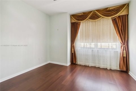 Condo in Fort Lauderdale, Florida, 2 bedrooms  № 2244264 - photo 20