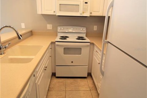 Touwnhouse à louer à Sarasota, Floride: 2 chambres, 96.43 m2 № 1910477 - photo 3