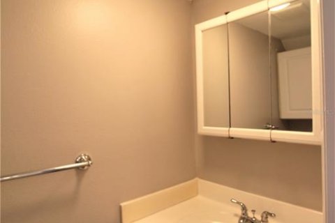 Touwnhouse à louer à Sarasota, Floride: 2 chambres, 96.43 m2 № 1910477 - photo 14