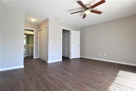 Touwnhouse à louer à Sarasota, Floride: 2 chambres, 96.43 m2 № 1910477 - photo 9