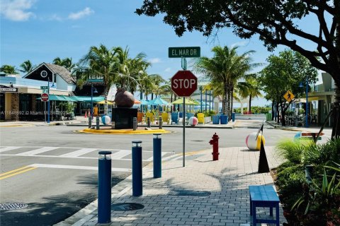 Apartamento en alquiler en Lauderdale-by-the-Sea, Florida, 1 dormitorio, 51.1 m2 № 1850565 - foto 14