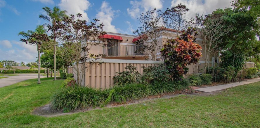 Adosado en Delray Beach, Florida 3 dormitorios, 123.19 m2 № 2020673