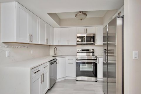 Adosado en alquiler en Delray Beach, Florida, 3 dormitorios, 123.19 m2 № 2020673 - foto 5