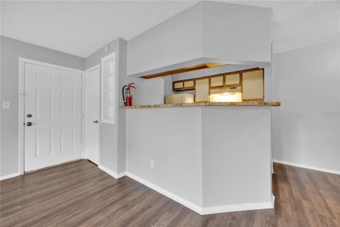 Condo in Altamonte Springs, Florida, 1 bedroom  № 1831481 - photo 17