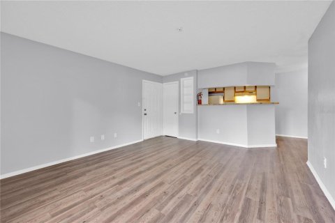 Condo in Altamonte Springs, Florida, 1 bedroom  № 1831481 - photo 18